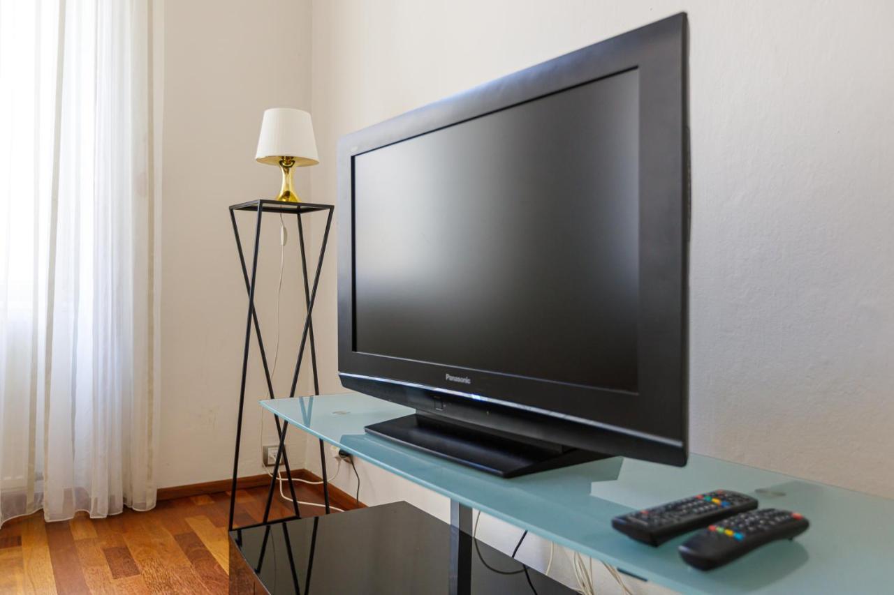 ברטיסלאבה Newly Renovated Apartment In The Old Town מראה חיצוני תמונה