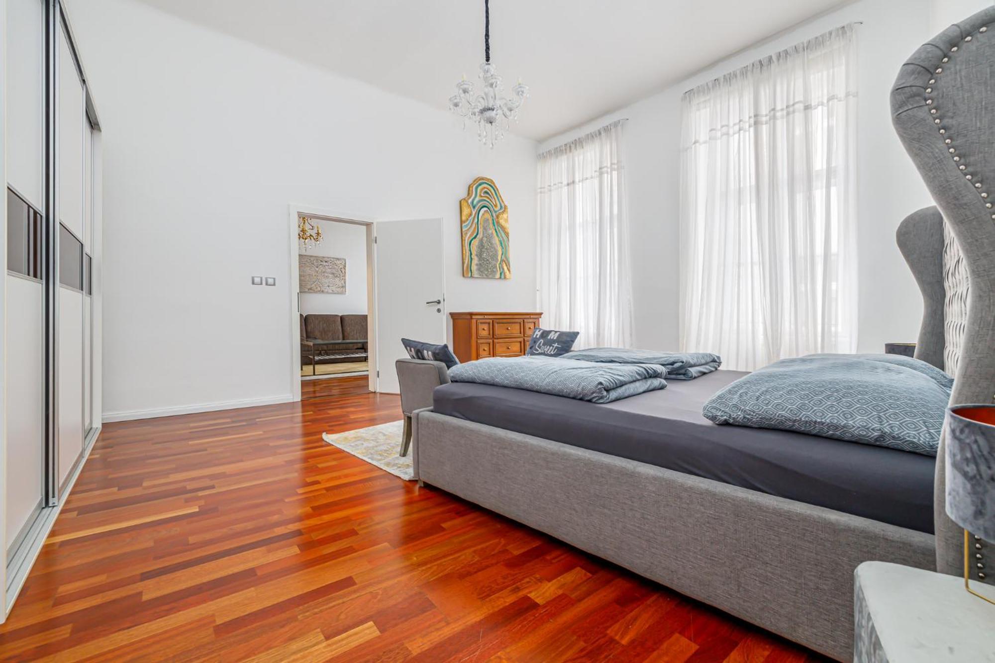 ברטיסלאבה Newly Renovated Apartment In The Old Town מראה חיצוני תמונה