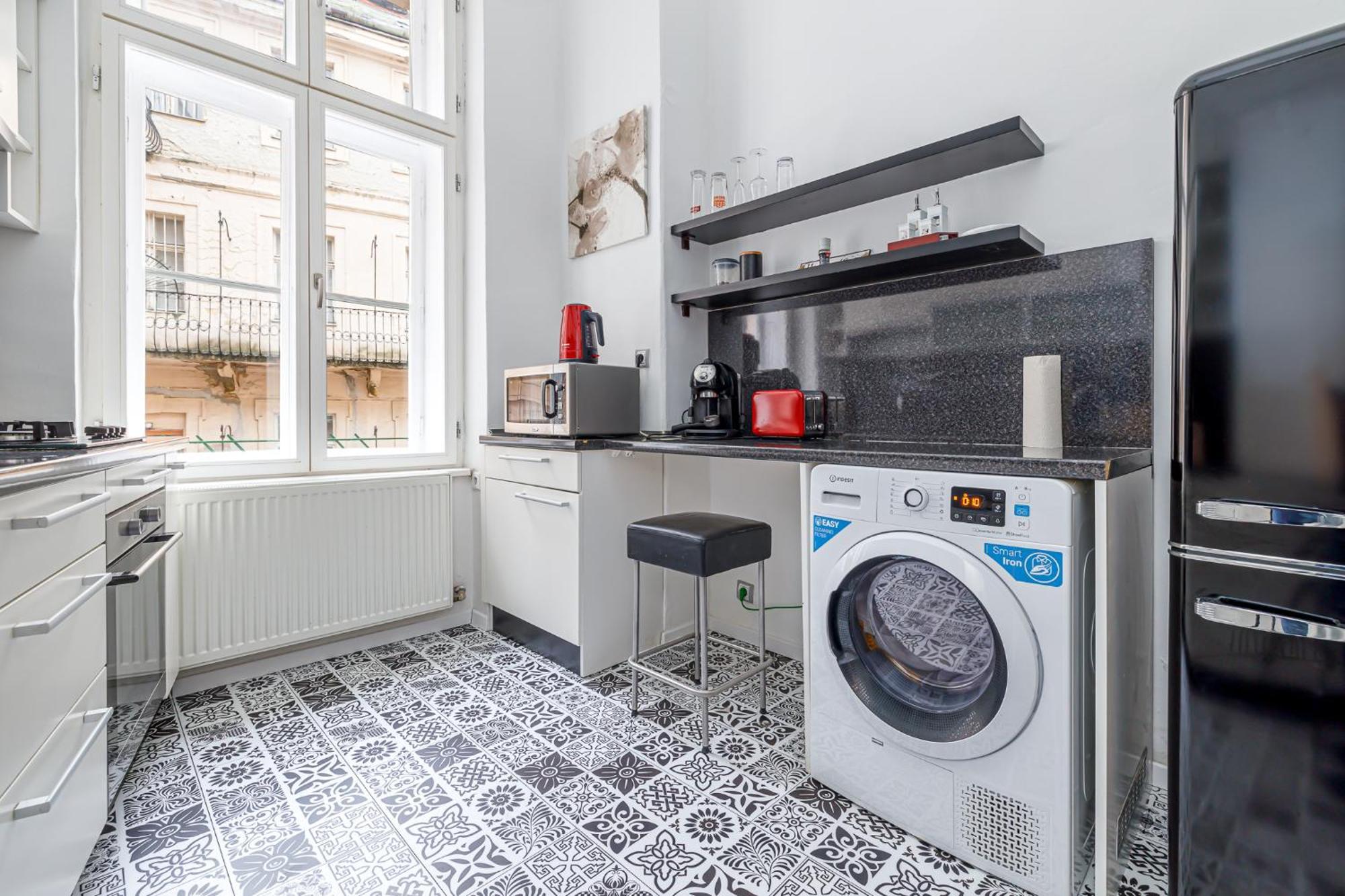 ברטיסלאבה Newly Renovated Apartment In The Old Town מראה חיצוני תמונה